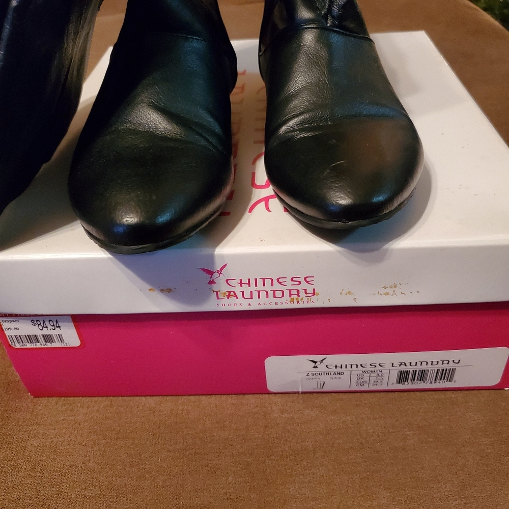Chinese Laundry Women's Boots Size 8